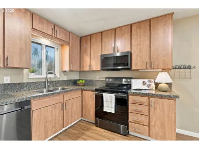 Staged kitchen in a home staged by Willow & Fern